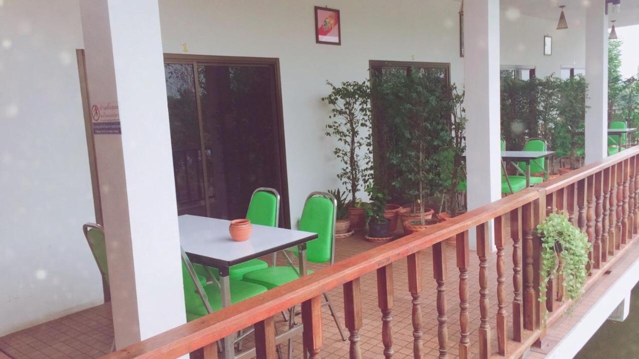 Saeng Tai Amphawa Lägenhet Samut Songkhram Exteriör bild